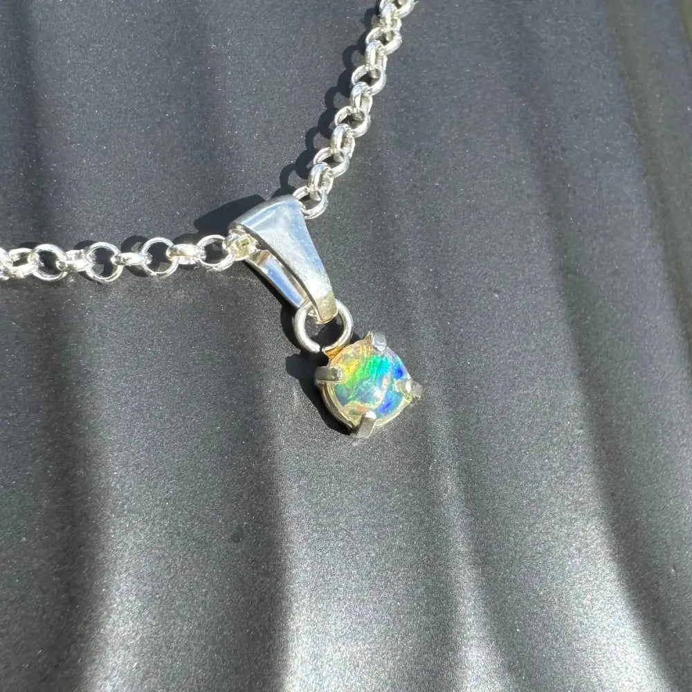 Silver chain necklace with a 0.2ct Lightning Ridge Opal pendant from Barrier Reef Bliss
