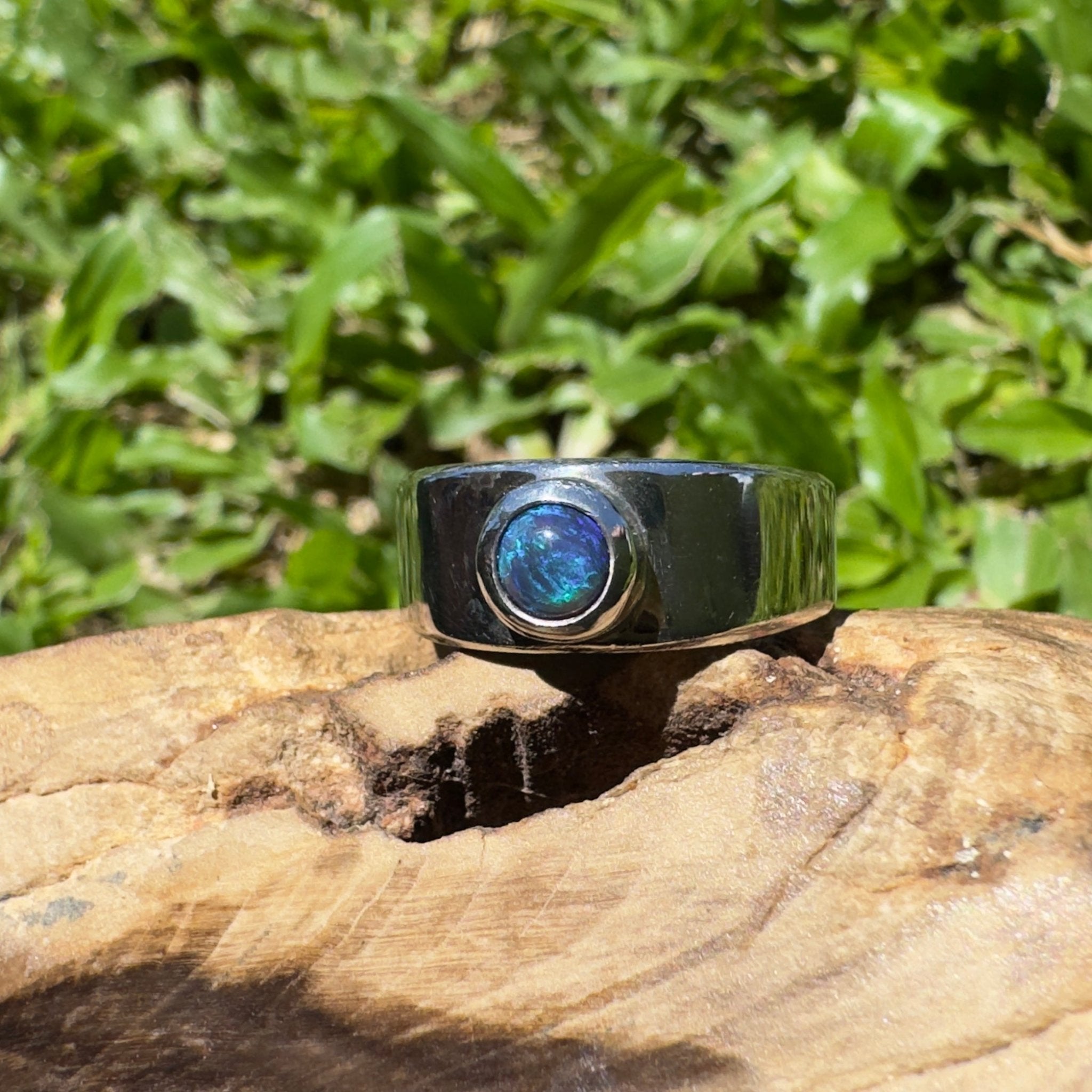 Bass Straight Midnight – Solid Lightning Ridge Opal 925 Sterling Silver Ring