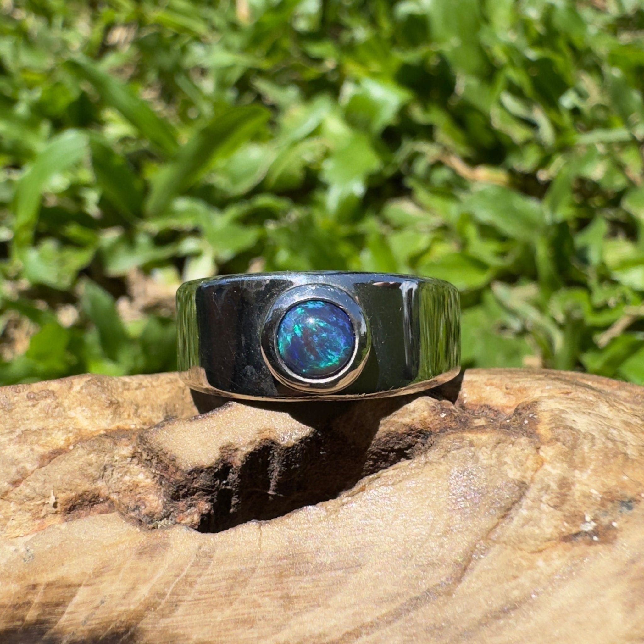 Bass Straight Midnight – Solid Lightning Ridge Opal 925 Sterling Silver Ring
