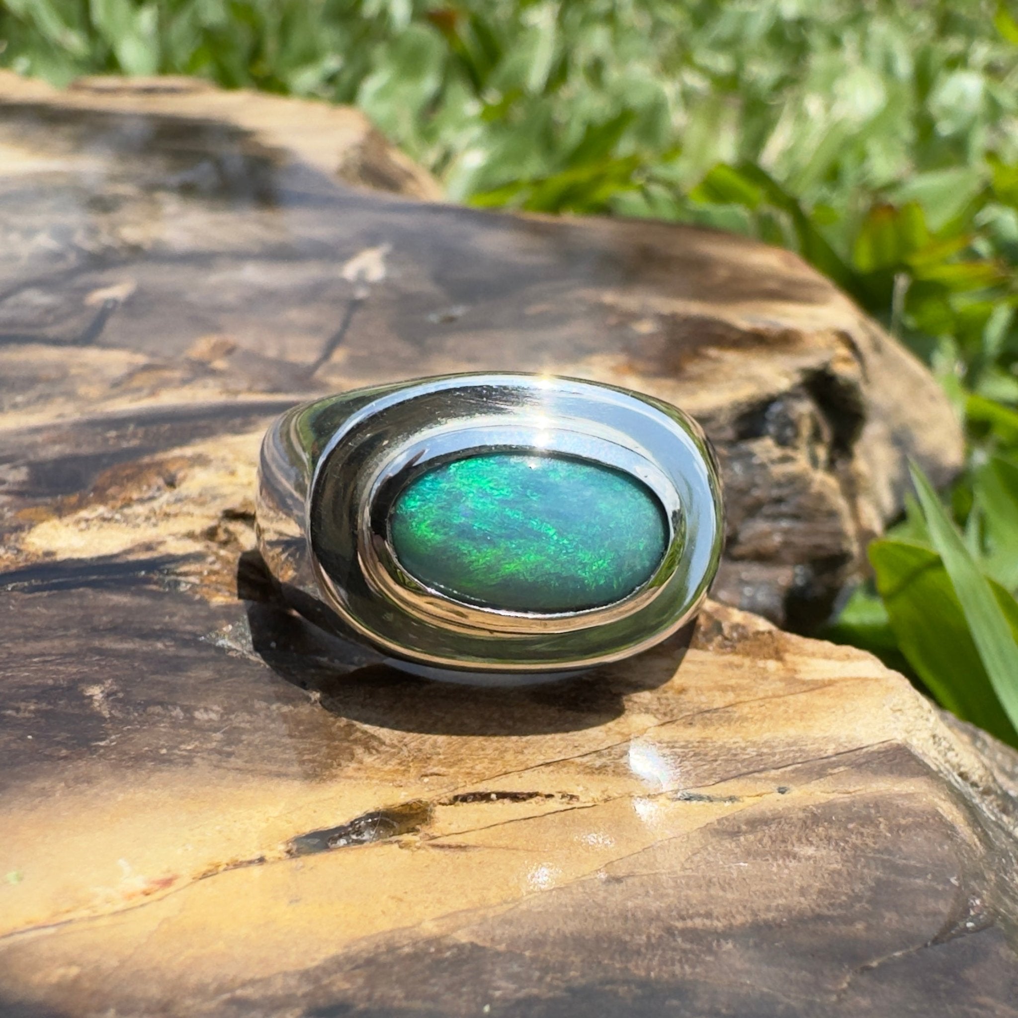 Bells Beach Blues ~ 1.9ct Solid Lightning Ridge Black Opal 925 Silver Ring