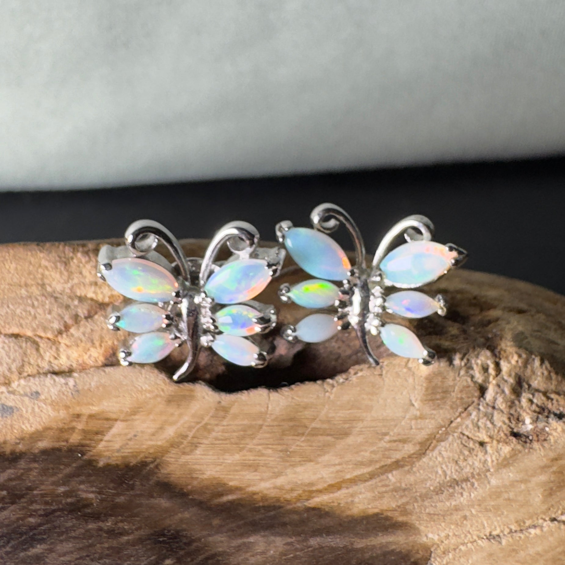 Breakaway Lightfall - 2.4ct Coober Pedy Opal 925 Silver Earrings