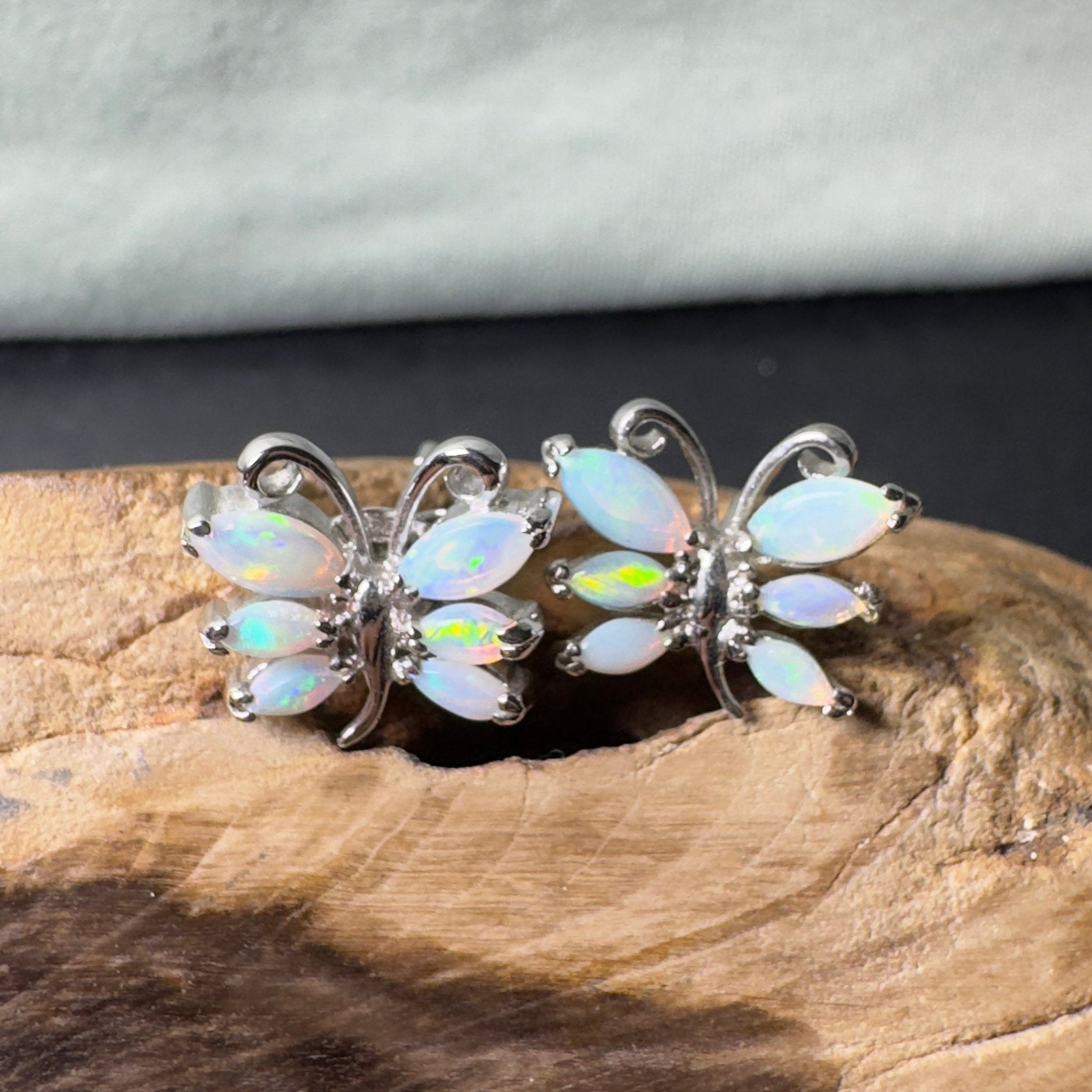 Breakaway Lightfall - 2.4ct Coober Pedy Opal 925 Silver Earrings