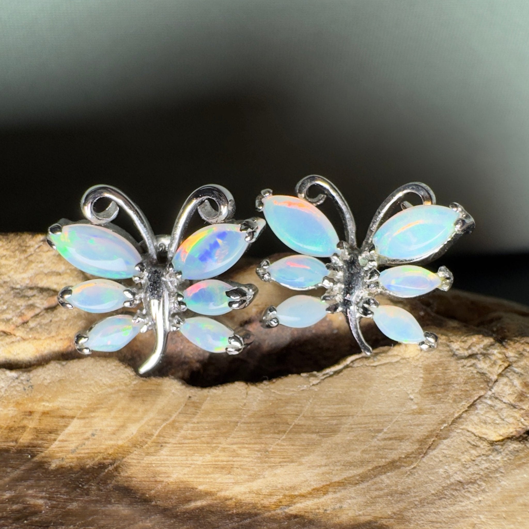 Breakaway Lightfall - 2.4ct Coober Pedy Opal 925 Silver Earrings