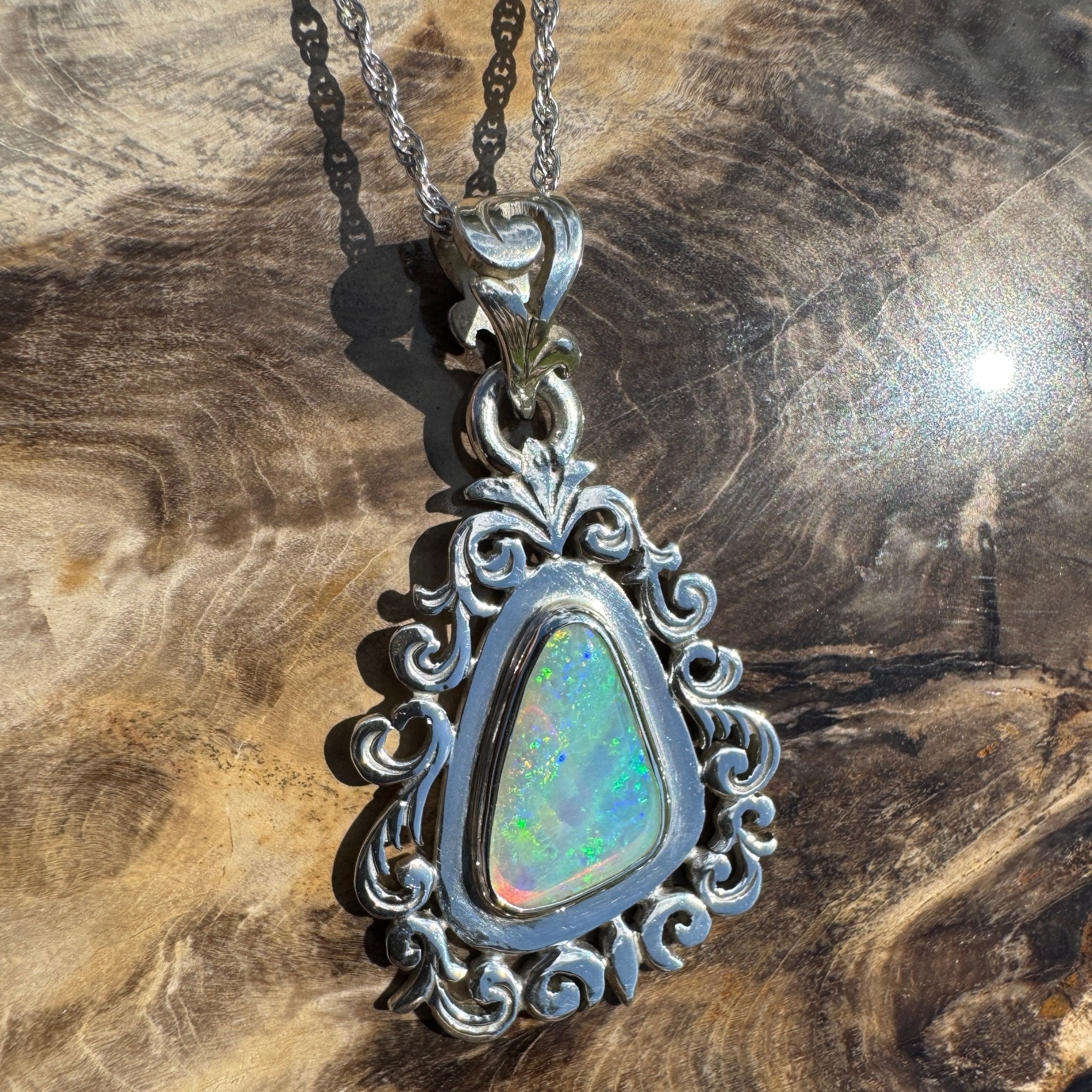 Breakaways Glow – Solid 1.9ct Coober Pedy Crystal Opal 925 Sterling Silver Pendant Necklace