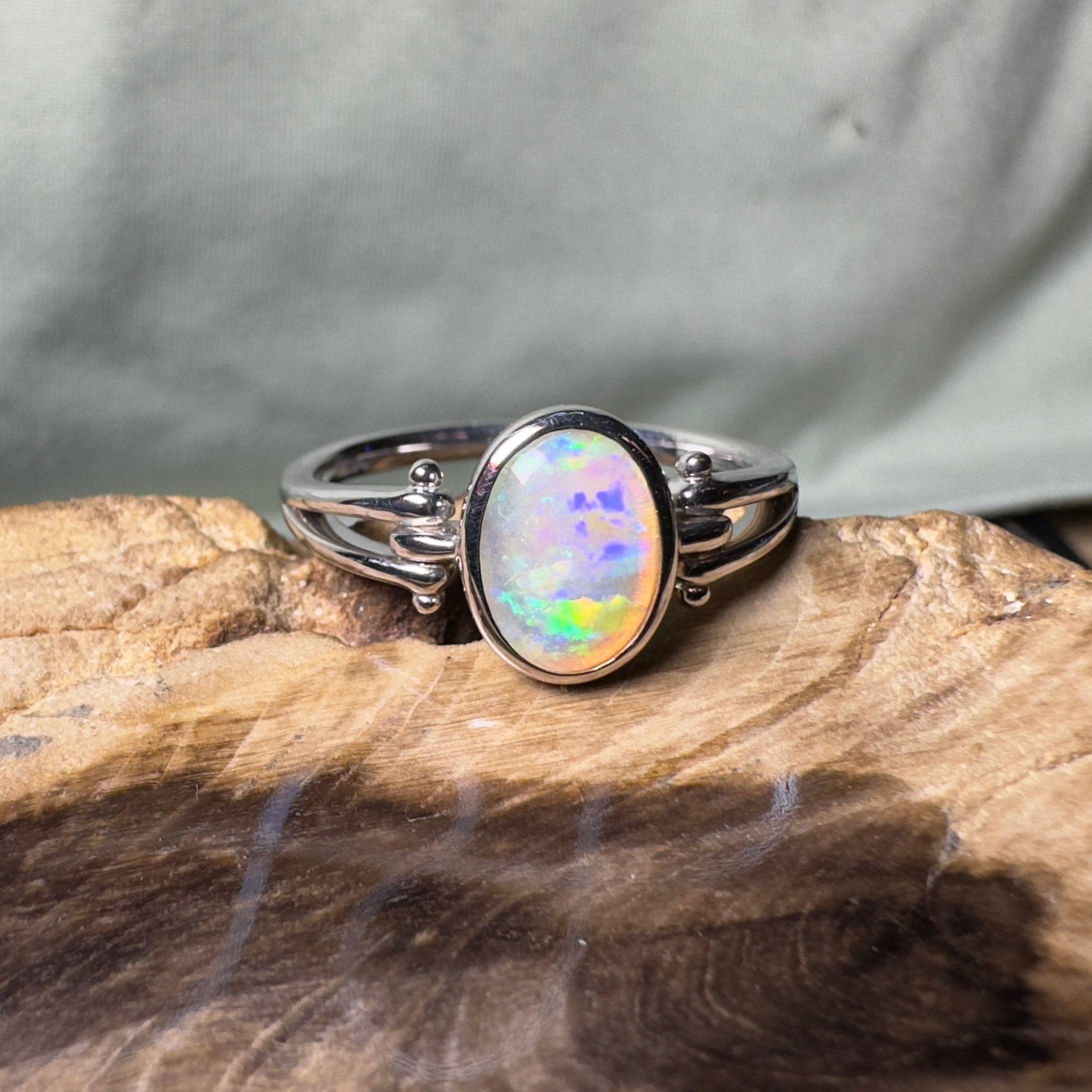 Breakaways Mirage ~ 0.76ct Solid Coober Pedy Opal 925 Silver Ring