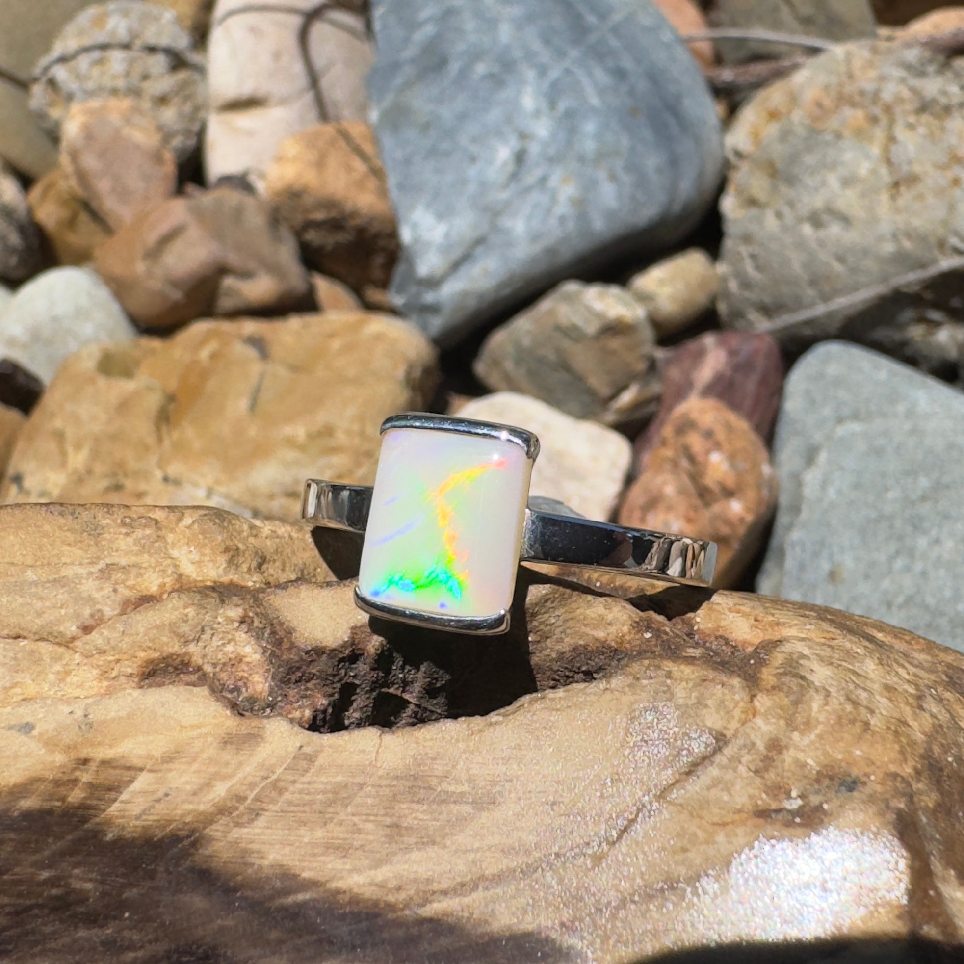 Broken Hill Aurora – 1ct Lightning Ridge Opal 925 Silver Ring