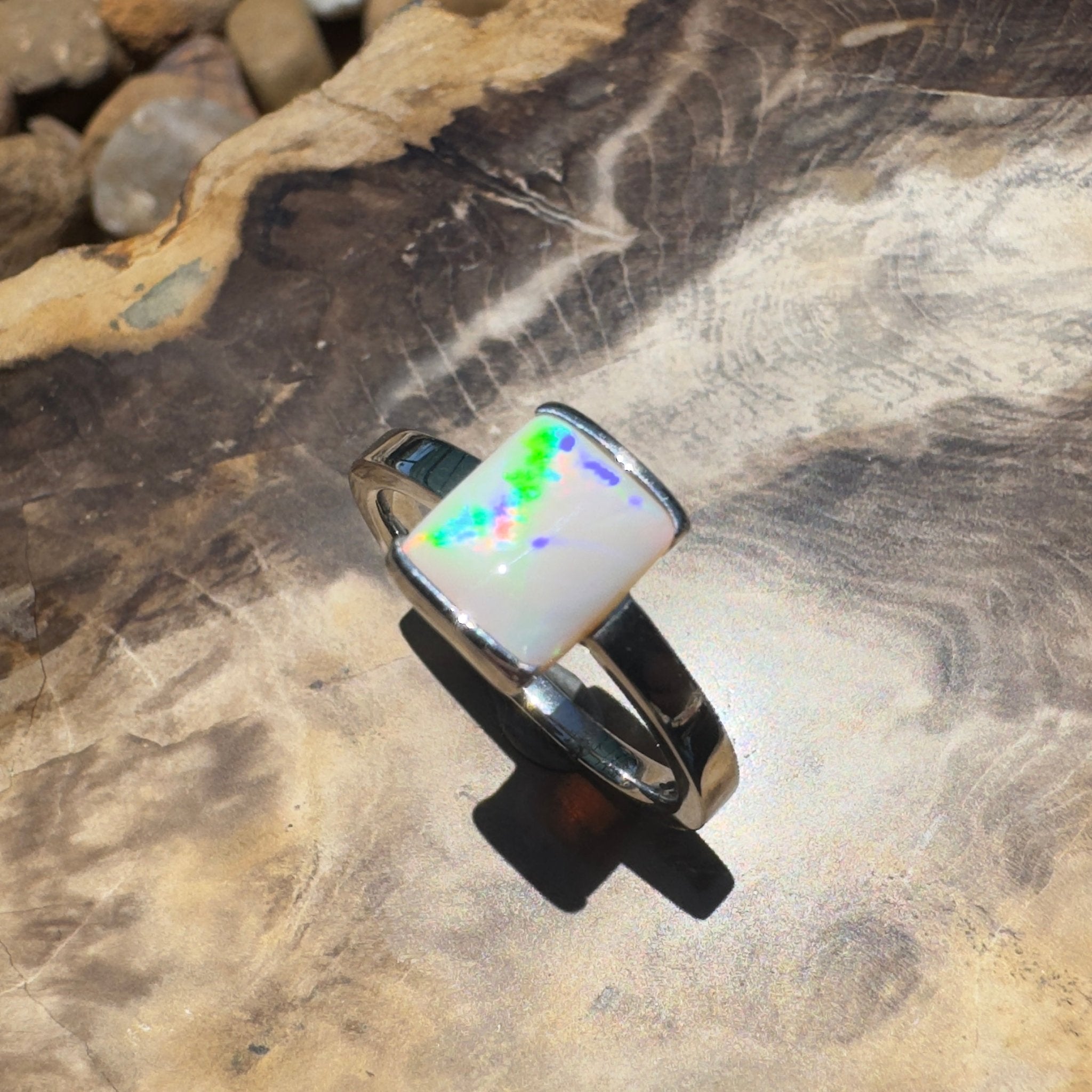 Broken Hill Aurora – 1ct Lightning Ridge Opal 925 Silver Ring