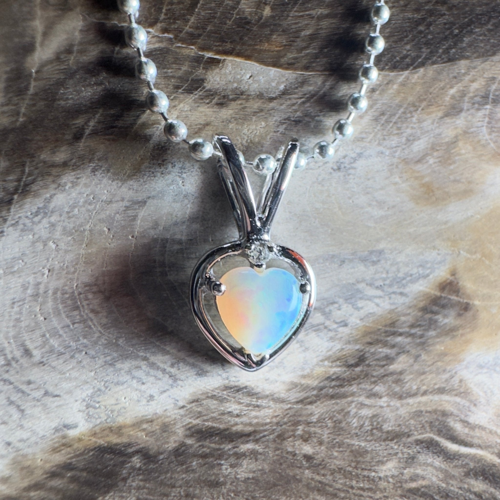 Bruny Isle Heart ~ 0.3ct Coober Pedy Crystal Opal 9ct White Gold Pendant