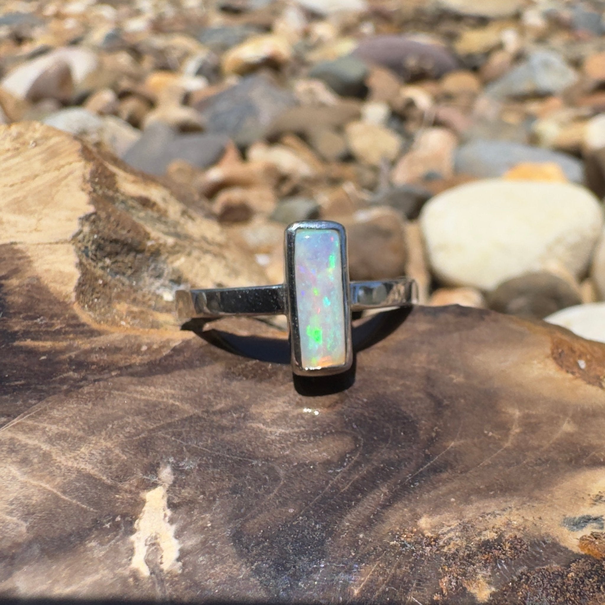 Bruny Tide Glow – 0.9ct Lightning Ridge Crystal Opal 925 Silver Ring