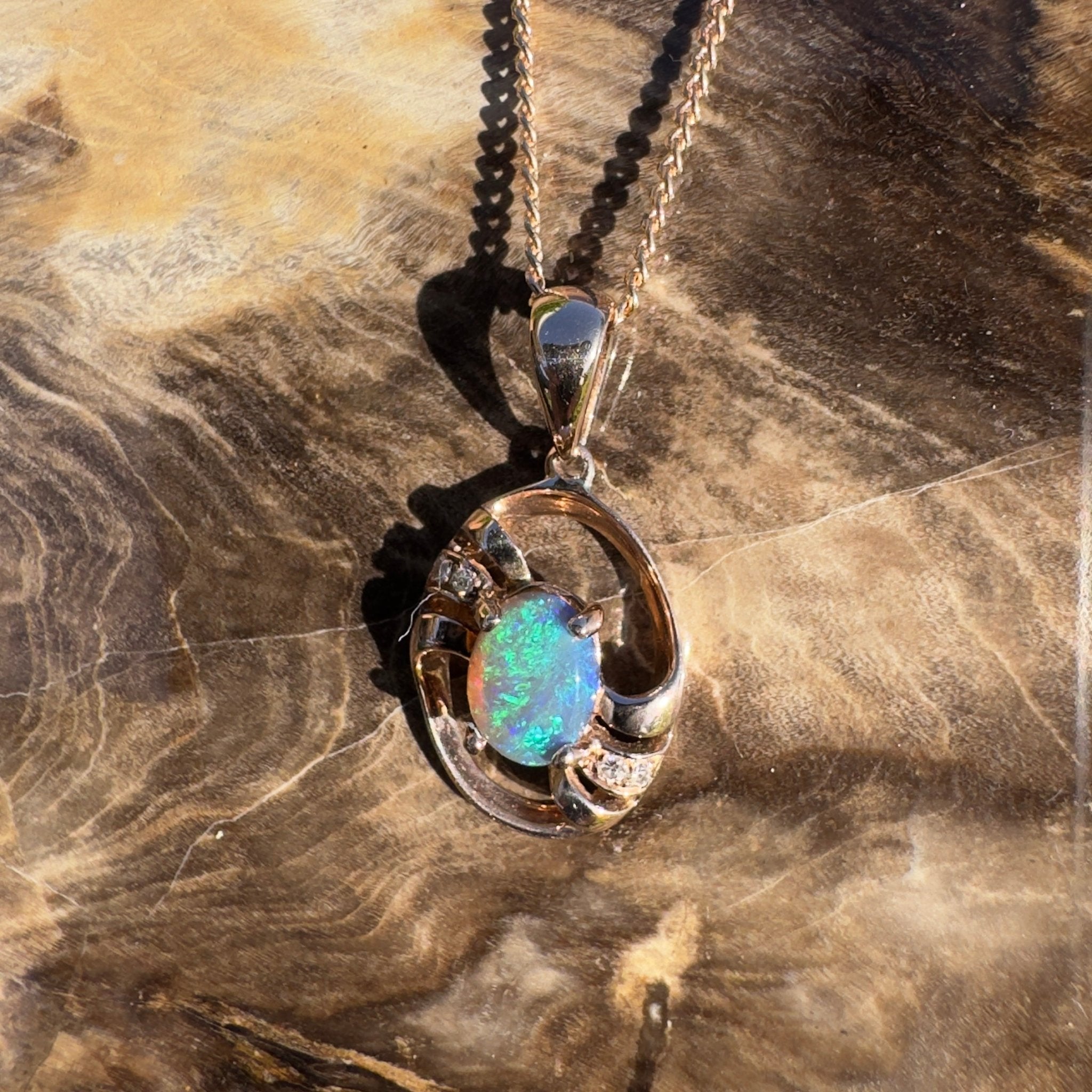 Byron Blush ~ 0.6ct Lightning Ridge Opal solid 9ct Rose Gold