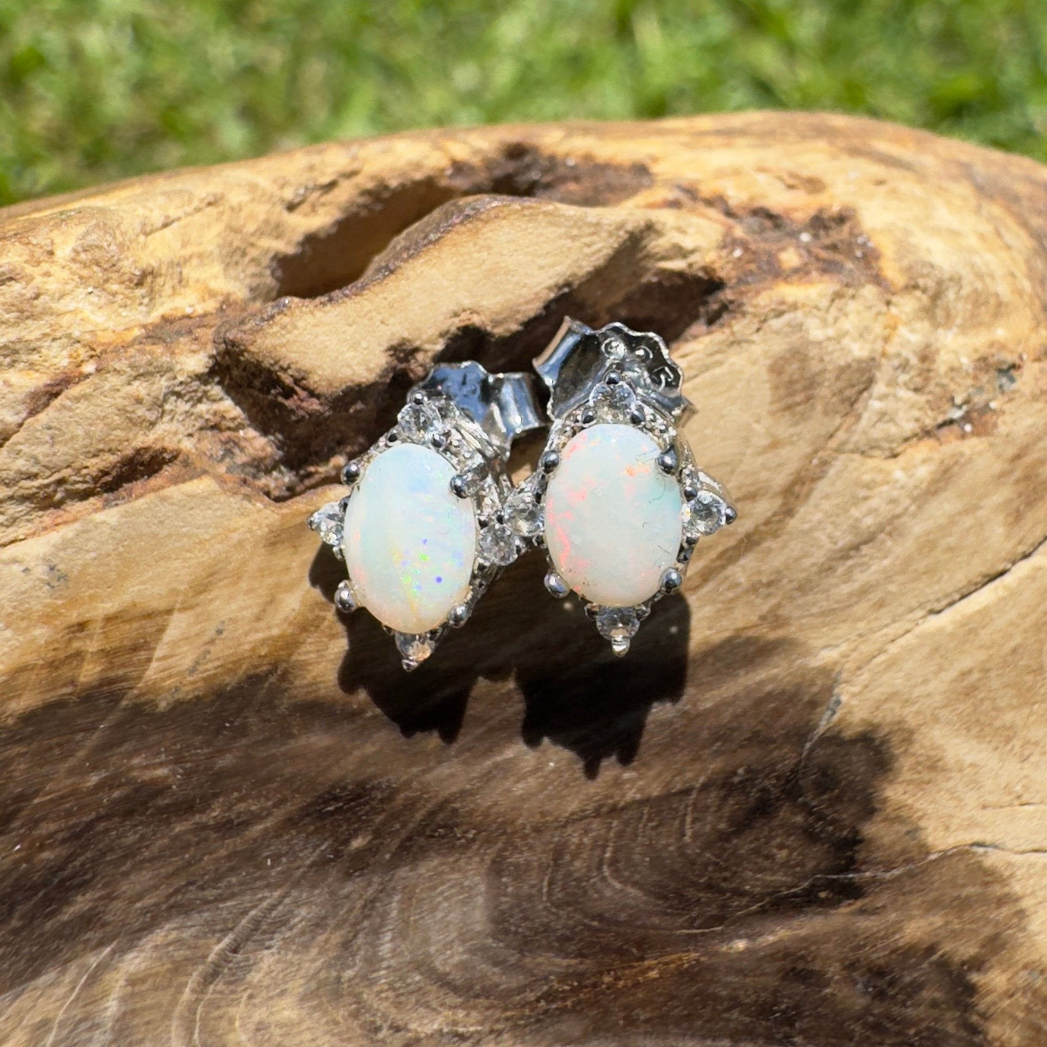 Cape Leveque Glint - 0.6ct Coober Pedy Opal 925 Silver Earrings