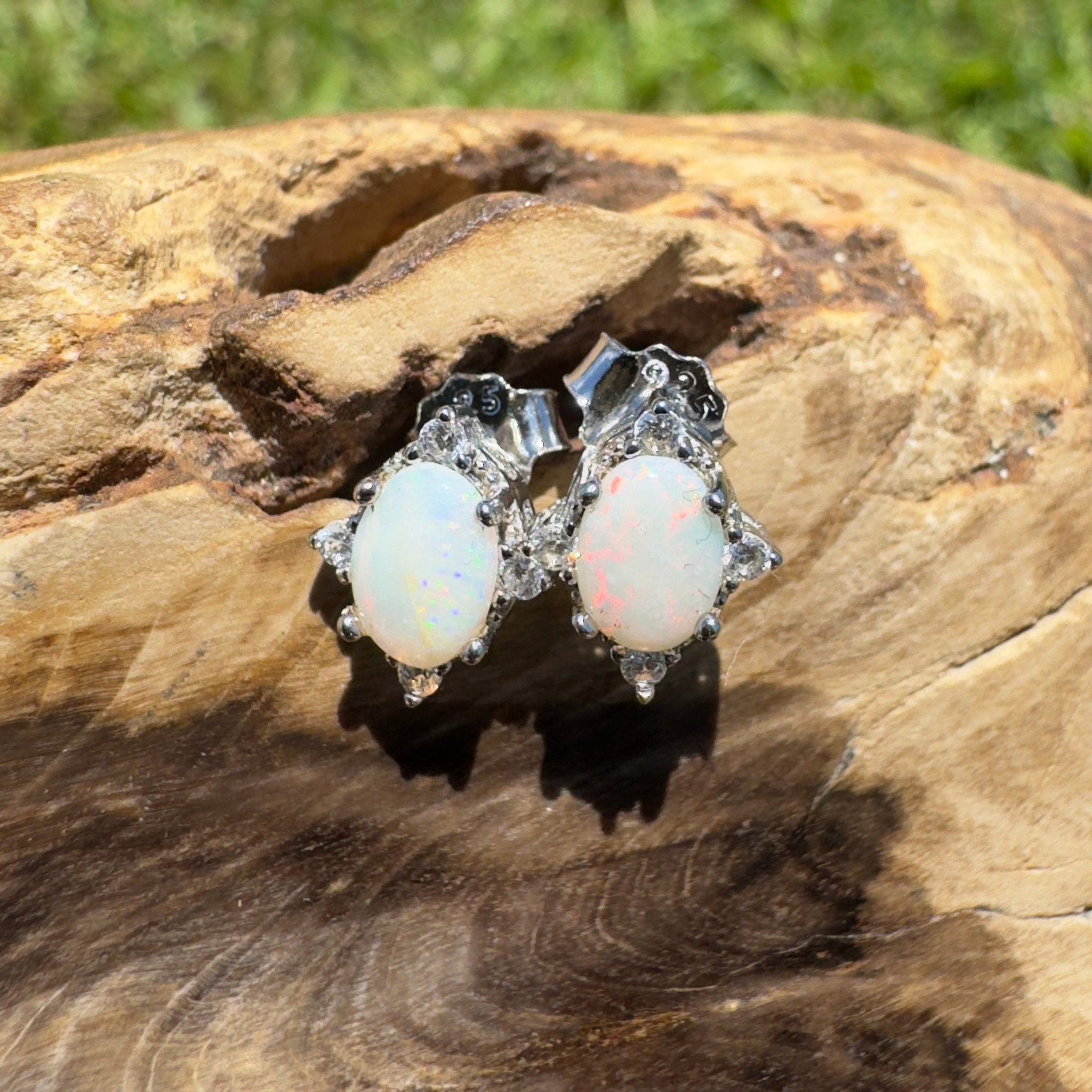 Cape Leveque Glint - 0.6ct Coober Pedy Opal 925 Silver Earrings