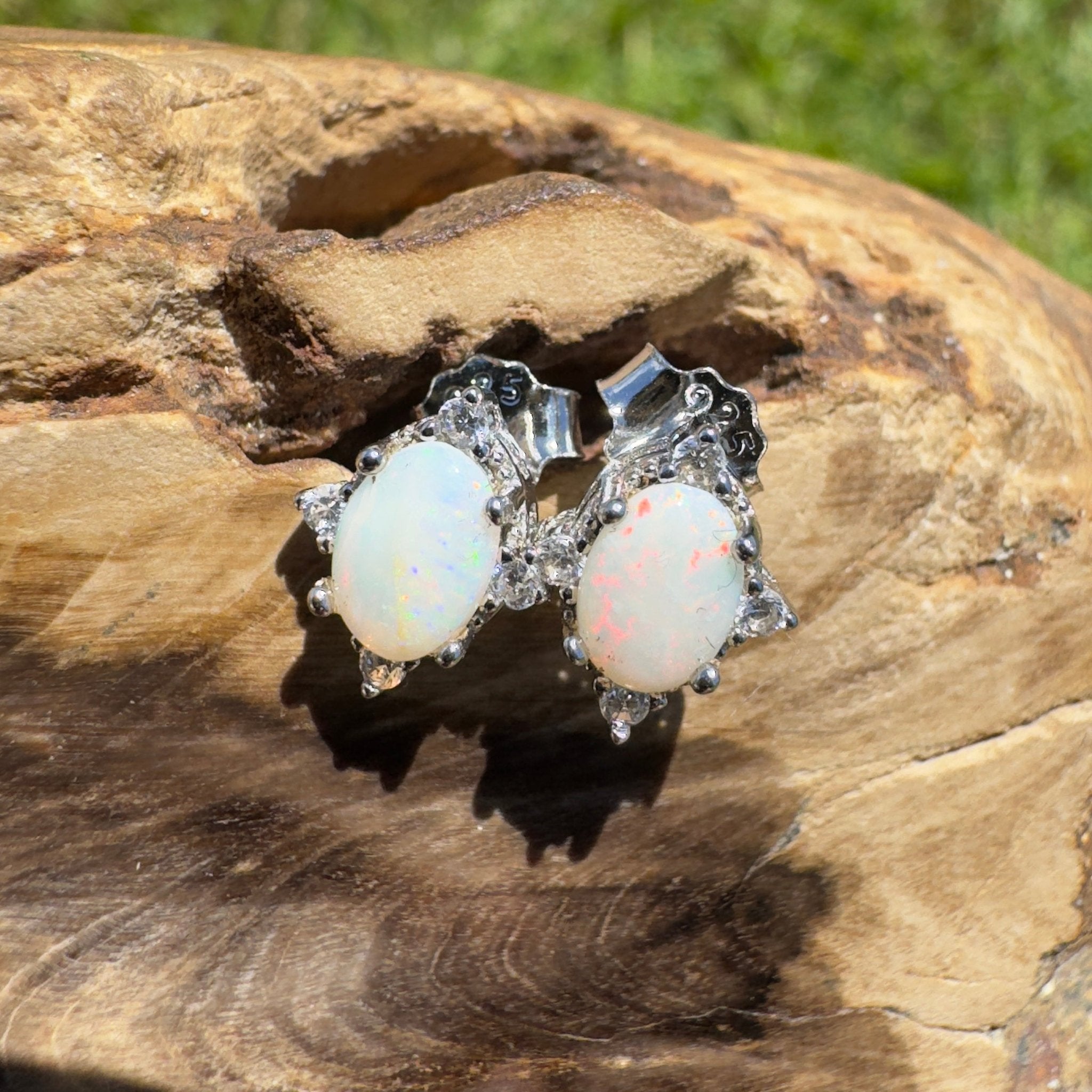 Cape Leveque Glint - 0.6ct Coober Pedy Opal 925 Silver Earrings