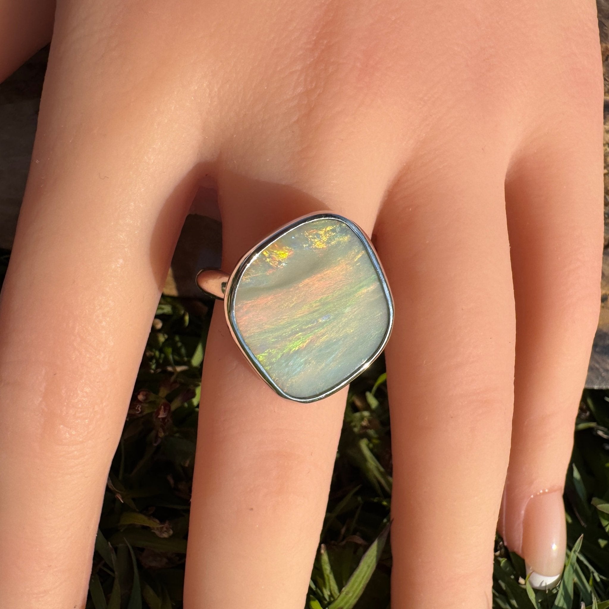 Cape York Blaze ~ 4.4ct Lightning Ridge Solid Opal 925 Silver Ring