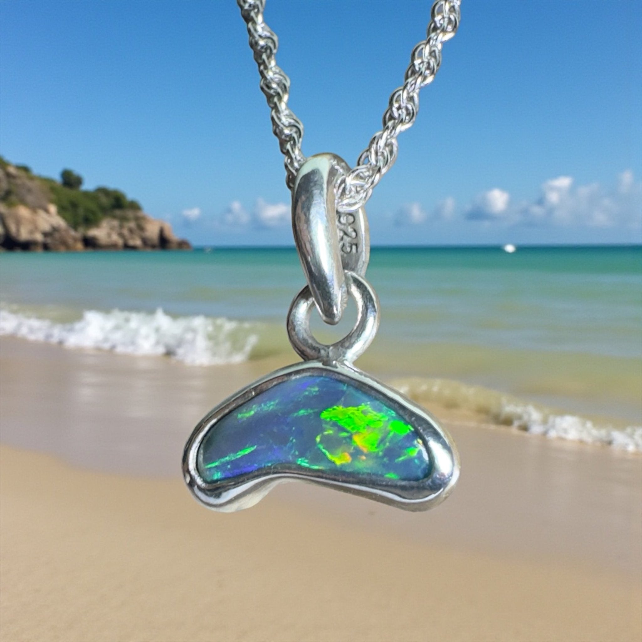 Cobourg Passage ~ 0.85ct Lightning Ridge Black Opal 925 Silver Pendant