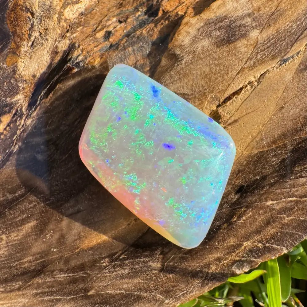 Coober Pedy Crystal Opal 12carat Solid Hand - Cut