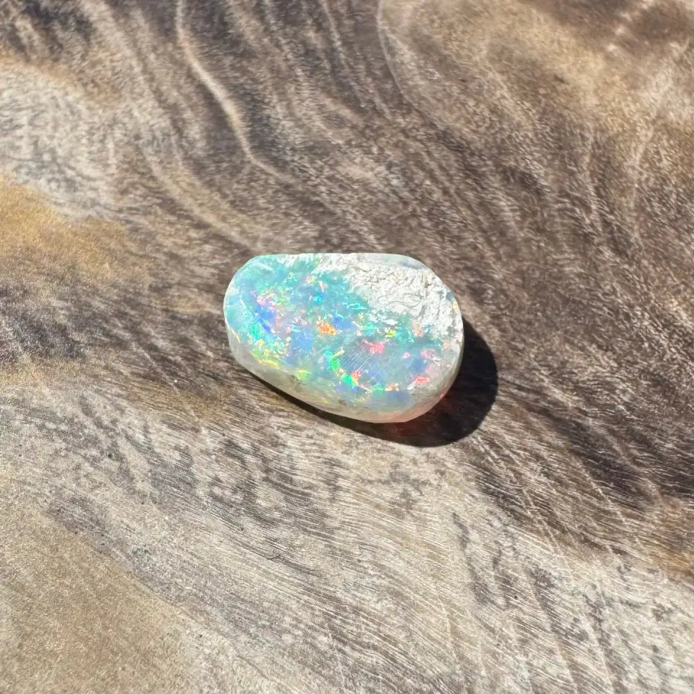 Coober Pedy Opal 0.6carat Solid Hand-Cut