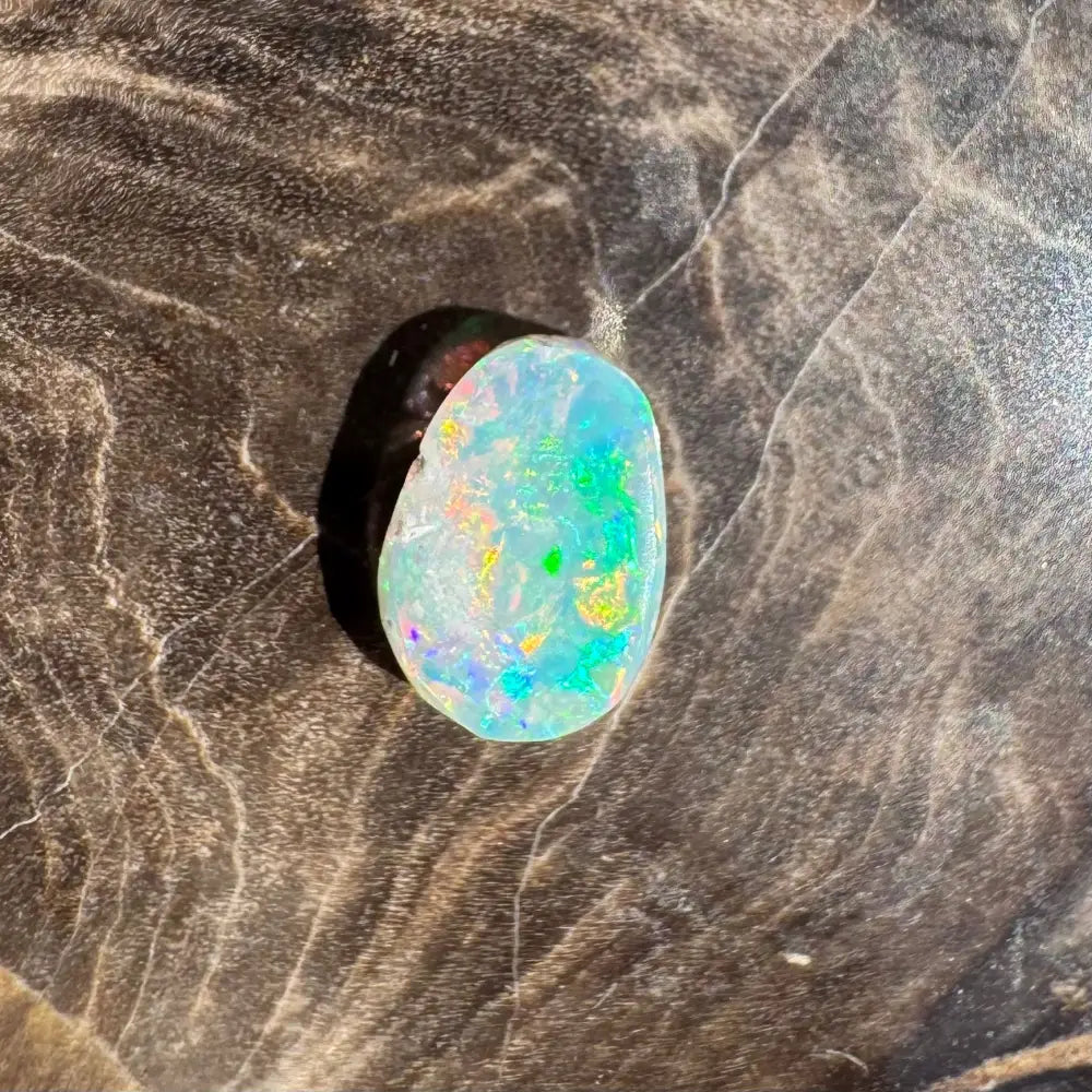 Coober Pedy Opal 0.6carat Solid Hand-Cut