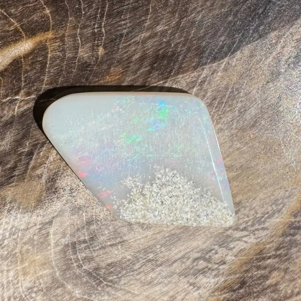 Coober Pedy Opal 2.7carat Solid Hand - Cut