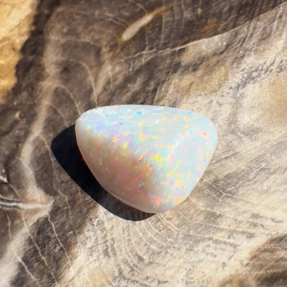 Coober Pedy Opal 4.1carat Solid Hand - Cut