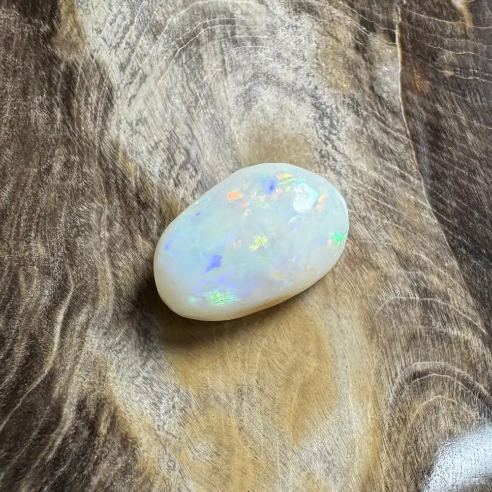 Coober Pedy Opal 4.2carat Solid Hand - Cut