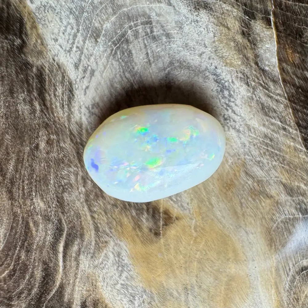 Coober Pedy Opal 4.2carat Solid Hand - Cut