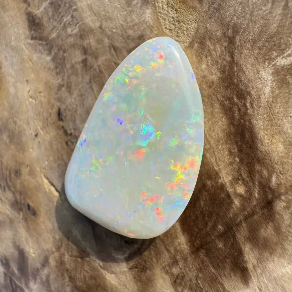 Iridescent white opal cabochon from Coober Pedy Opal 8.4 carat solid hand-cut jewelry