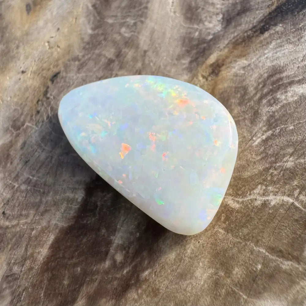 Iridescent white opal cabochon from Coober Pedy 8.4carat solid hand-cut opal jewelry