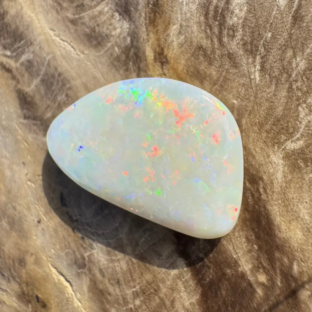 Iridescent white opal cabochon from Coober Pedy Opal 8.4carat solid hand-cut jewelry