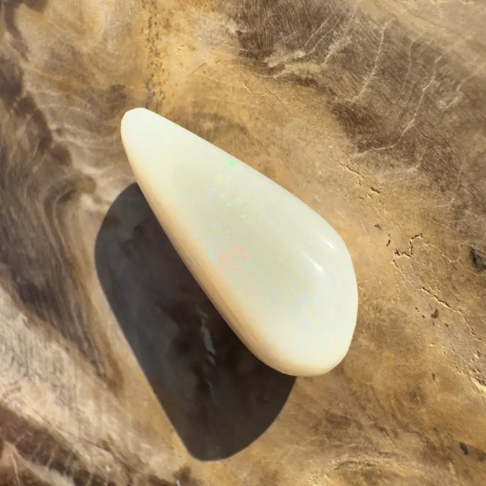 Coober Pedy Opal 8.5carat Solid Hand - Cut