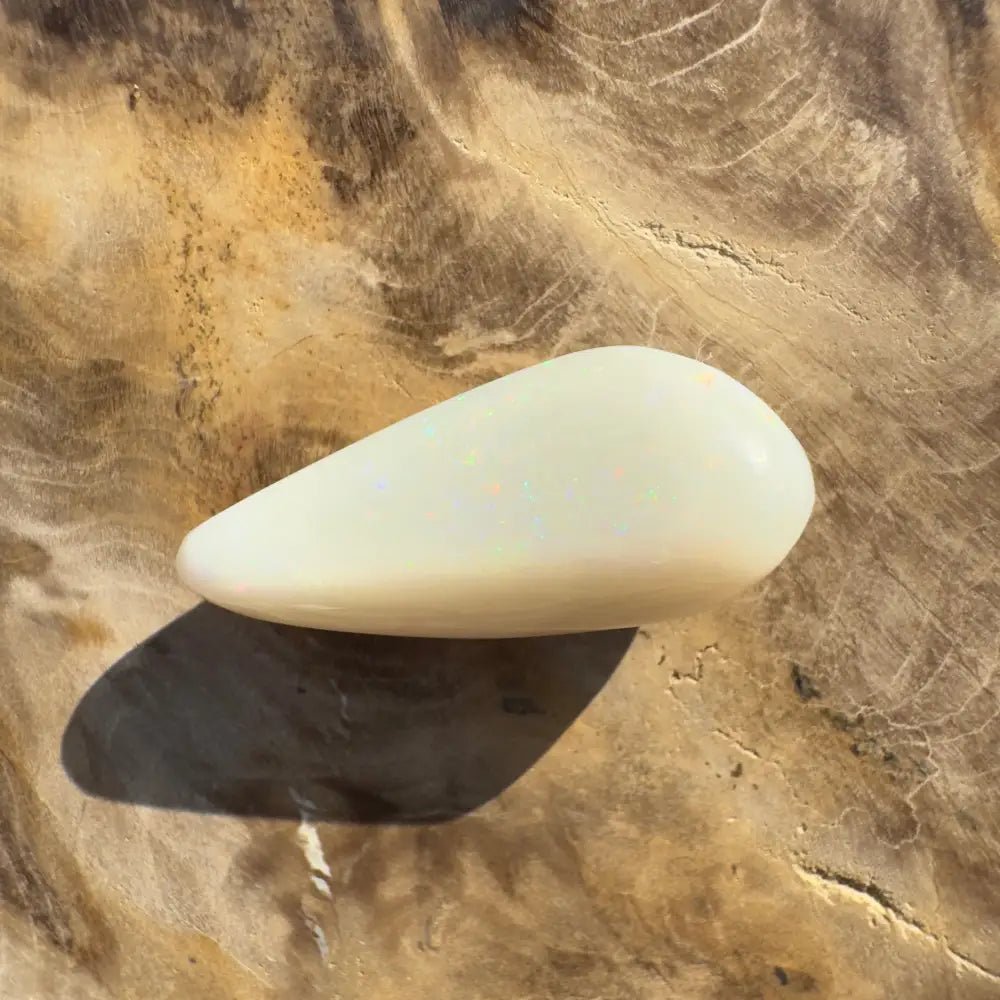 Coober Pedy Opal 8.5carat Solid Hand - Cut