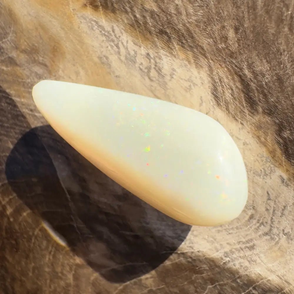 Coober Pedy Opal 8.5carat Solid Hand - Cut