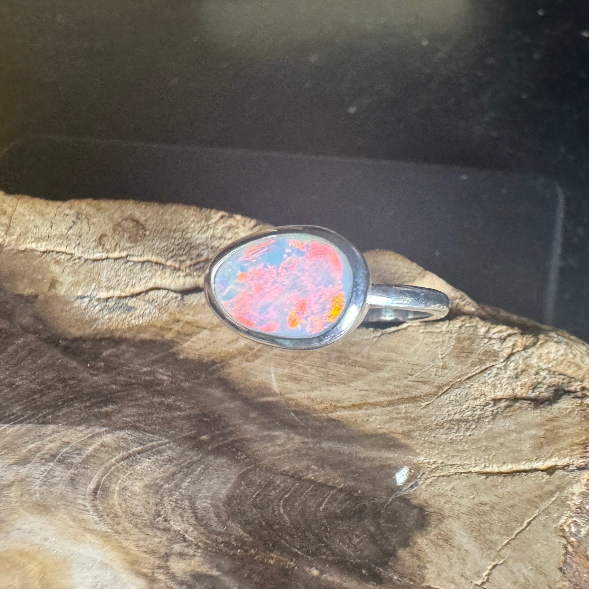 Coober Reds ~ 0.9ct Solid Coober Pedy Opal 925 Silver Ring