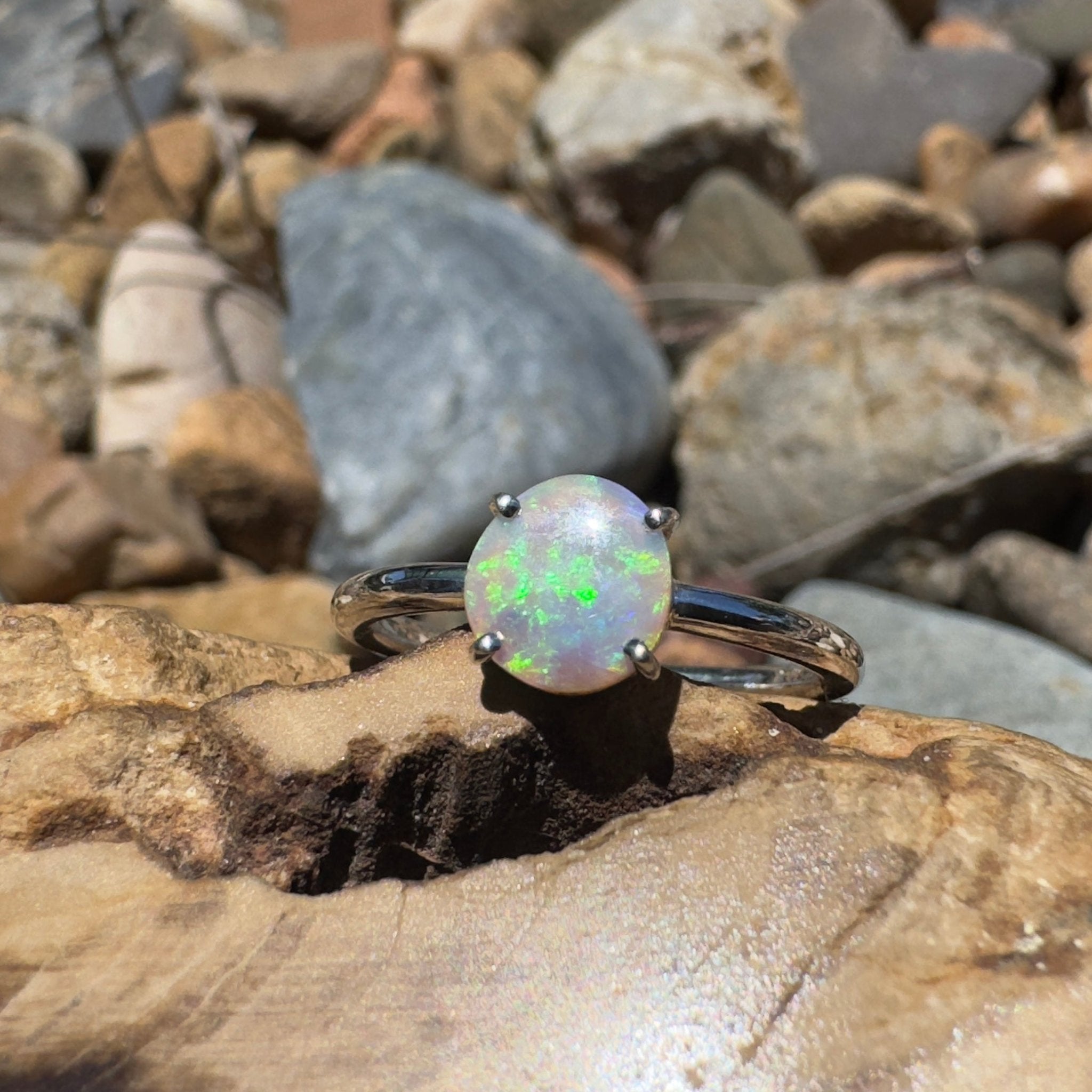 Cooktown Reef Line – 0.7ct Lightning Ridge Opal 925 Silver Ring