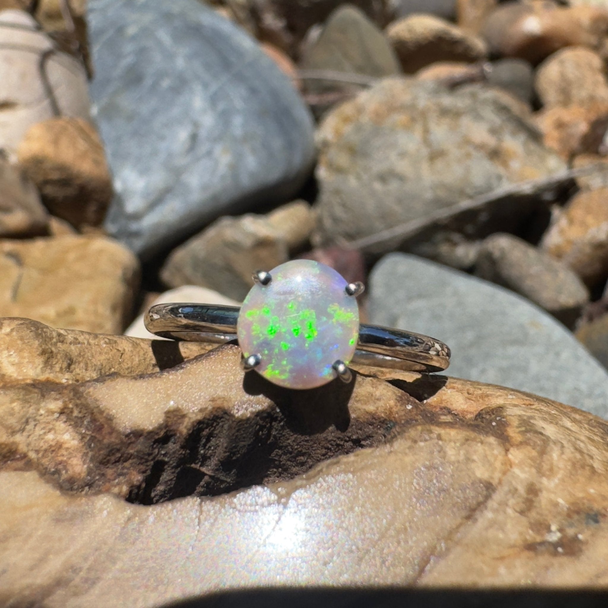 Cooktown Reef Line – 0.7ct Lightning Ridge Opal 925 Silver Ring