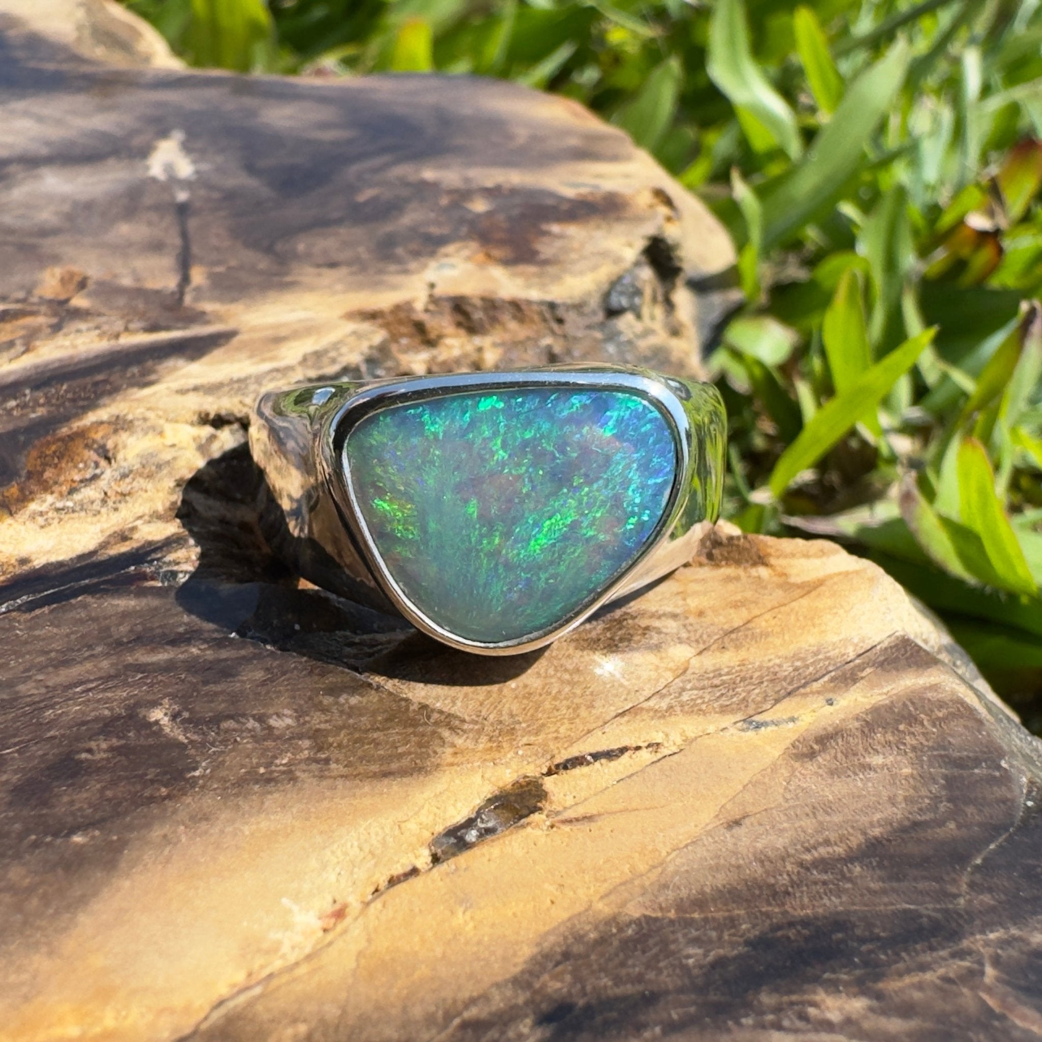 Cooloola Mist ~ 3.1ct Solid Lightning Ridge Opal 925 Silver Ring