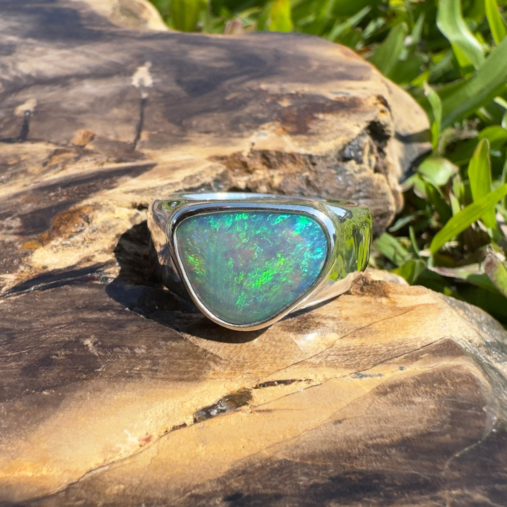 Cooloola Mist ~ 3.1ct Solid Lightning Ridge Opal 925 Silver Ring