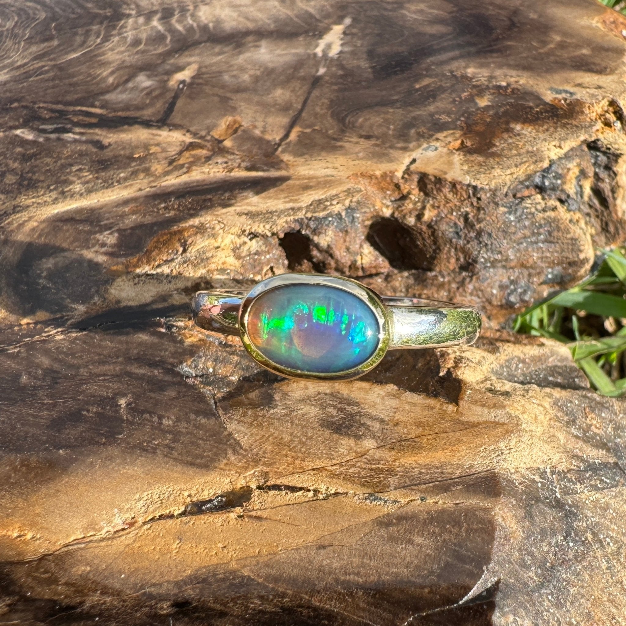 Coral Bay Glow - 1.7ct Solid Lightning Ridge Black Opal Two - Tone 9ct Gold & 925 Sterling Silver Ring