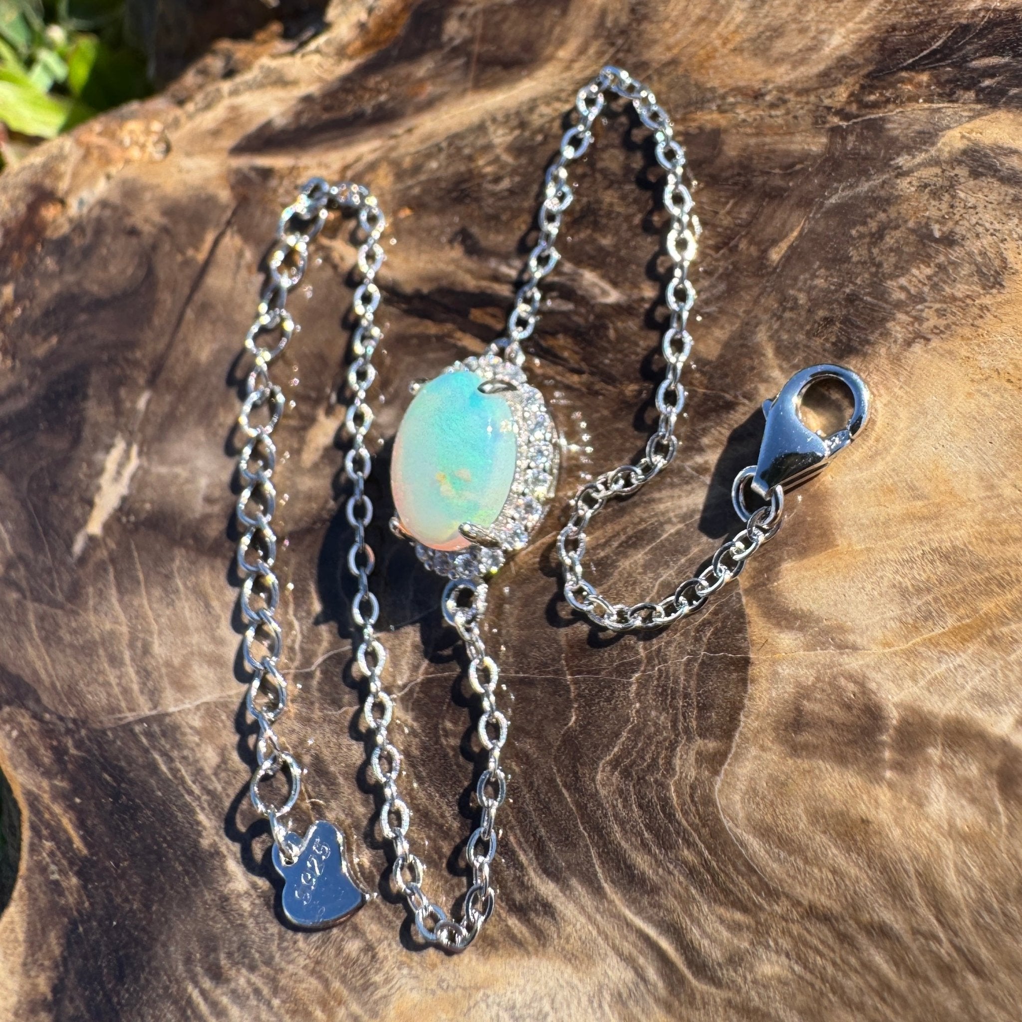 Coral Bay Grace - 1.1ct Lightning Ridge Opal 925 Silver Bracelet