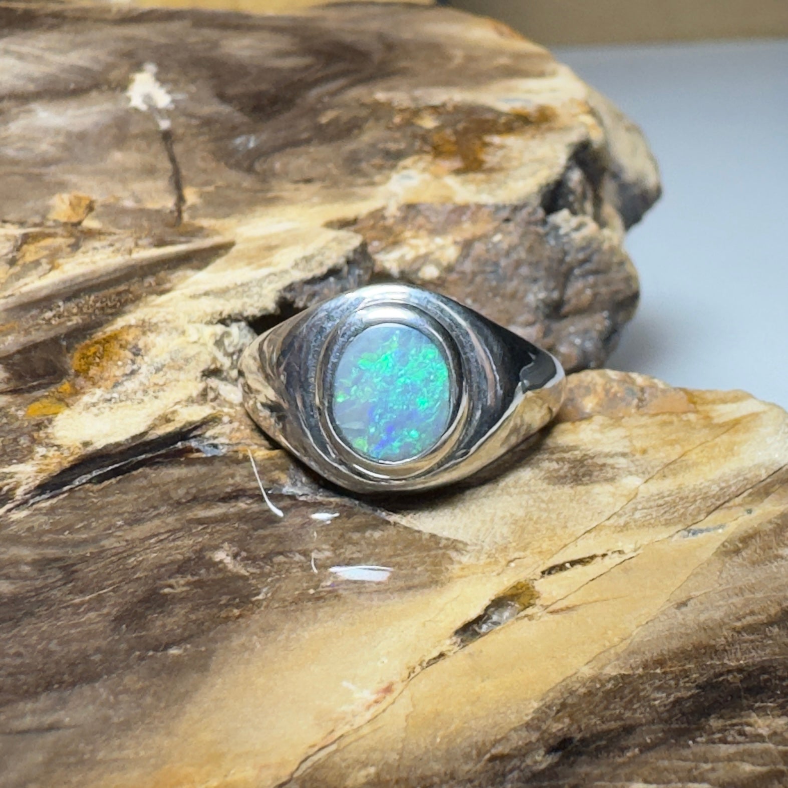Coral Sea Current – 1.1ct Lightning Ridge Solid Opal 925 Sterling Silver Ring