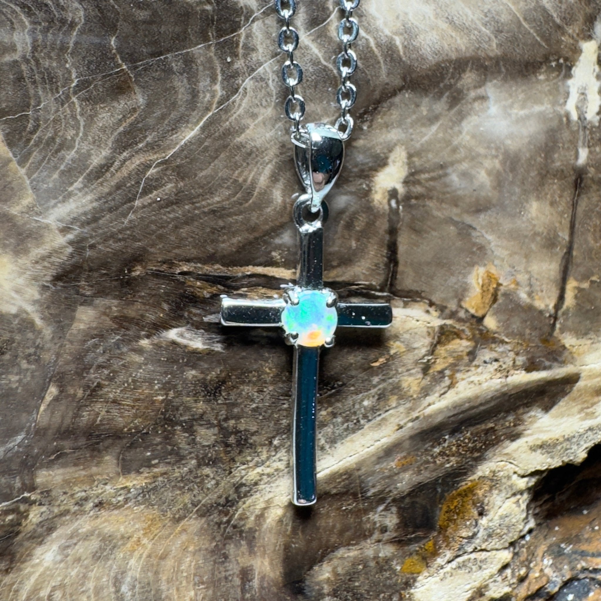 Coral Sea Lightfall ~ 0.2ct Lightning Ridge Crystal Opal 925 Silver Pendant