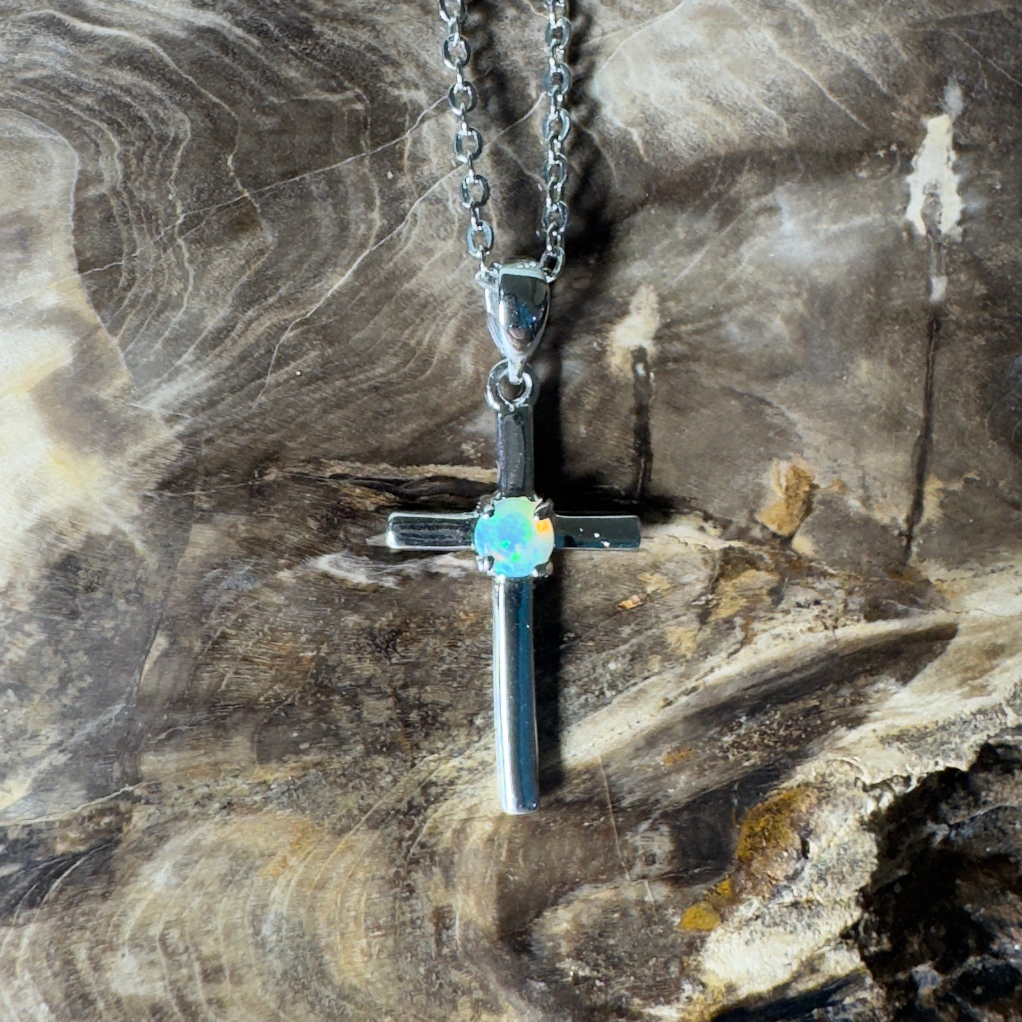 Coral Sea Lightfall ~ 0.2ct Lightning Ridge Crystal Opal 925 Silver Pendant