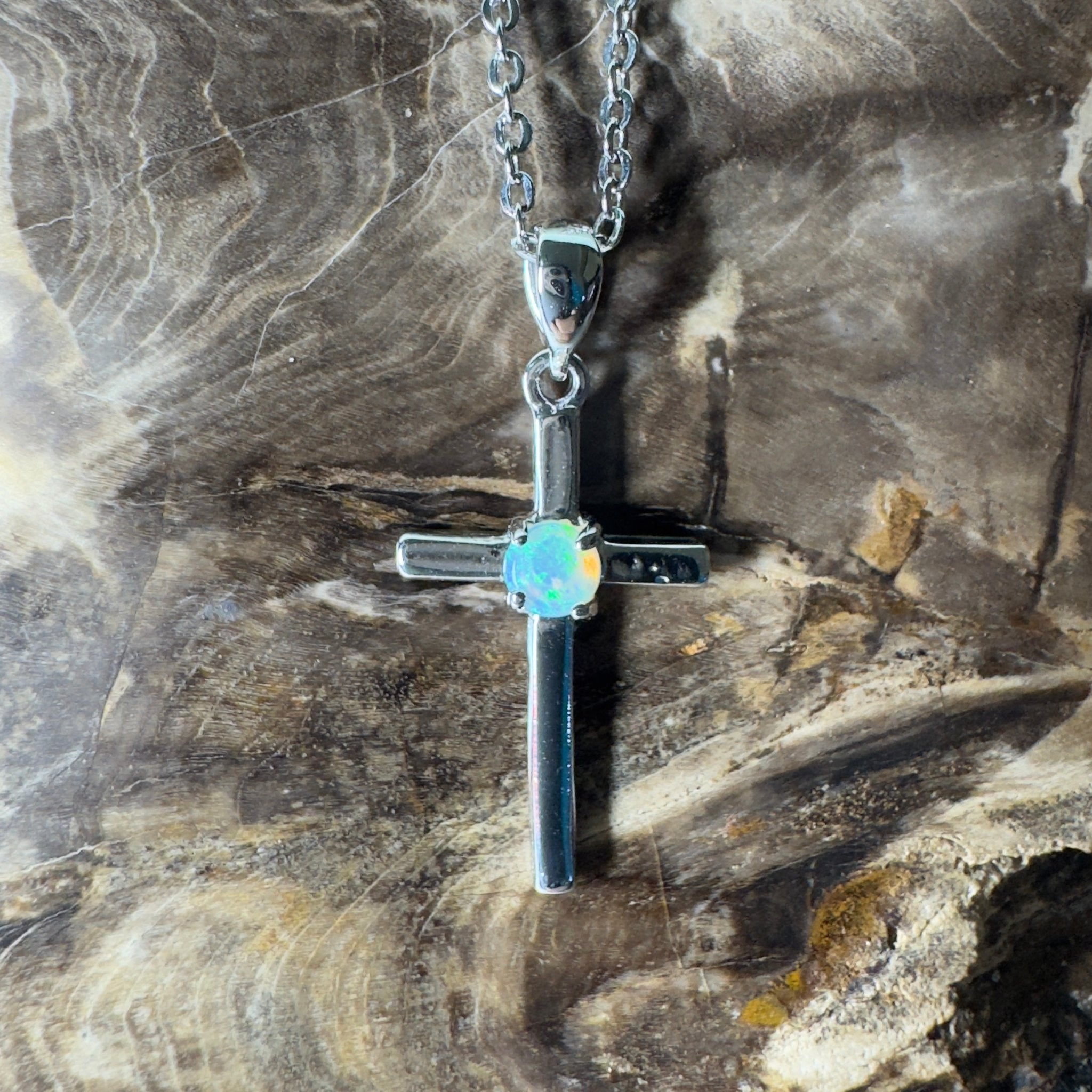 Coral Sea Lightfall ~ 0.2ct Lightning Ridge Crystal Opal 925 Silver Pendant