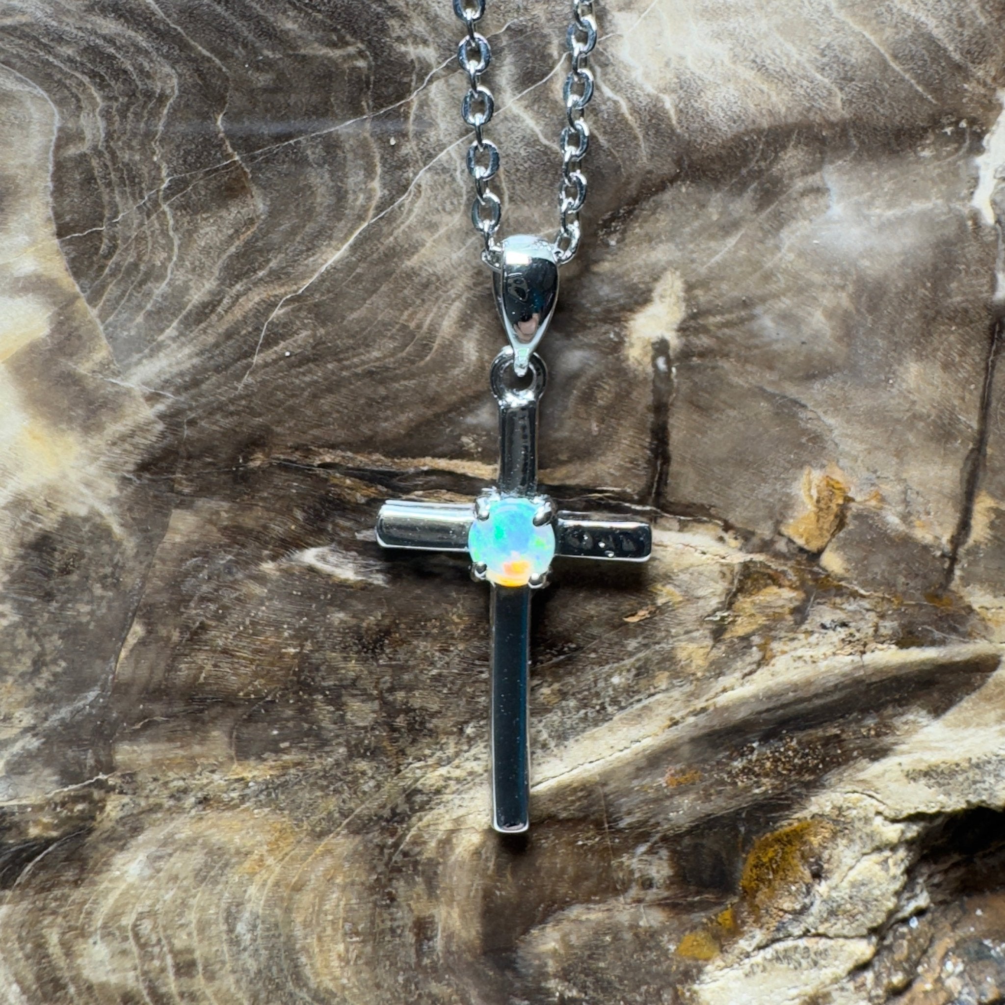 Coral Sea Lightfall ~ 0.2ct Lightning Ridge Crystal Opal 925 Silver Pendant