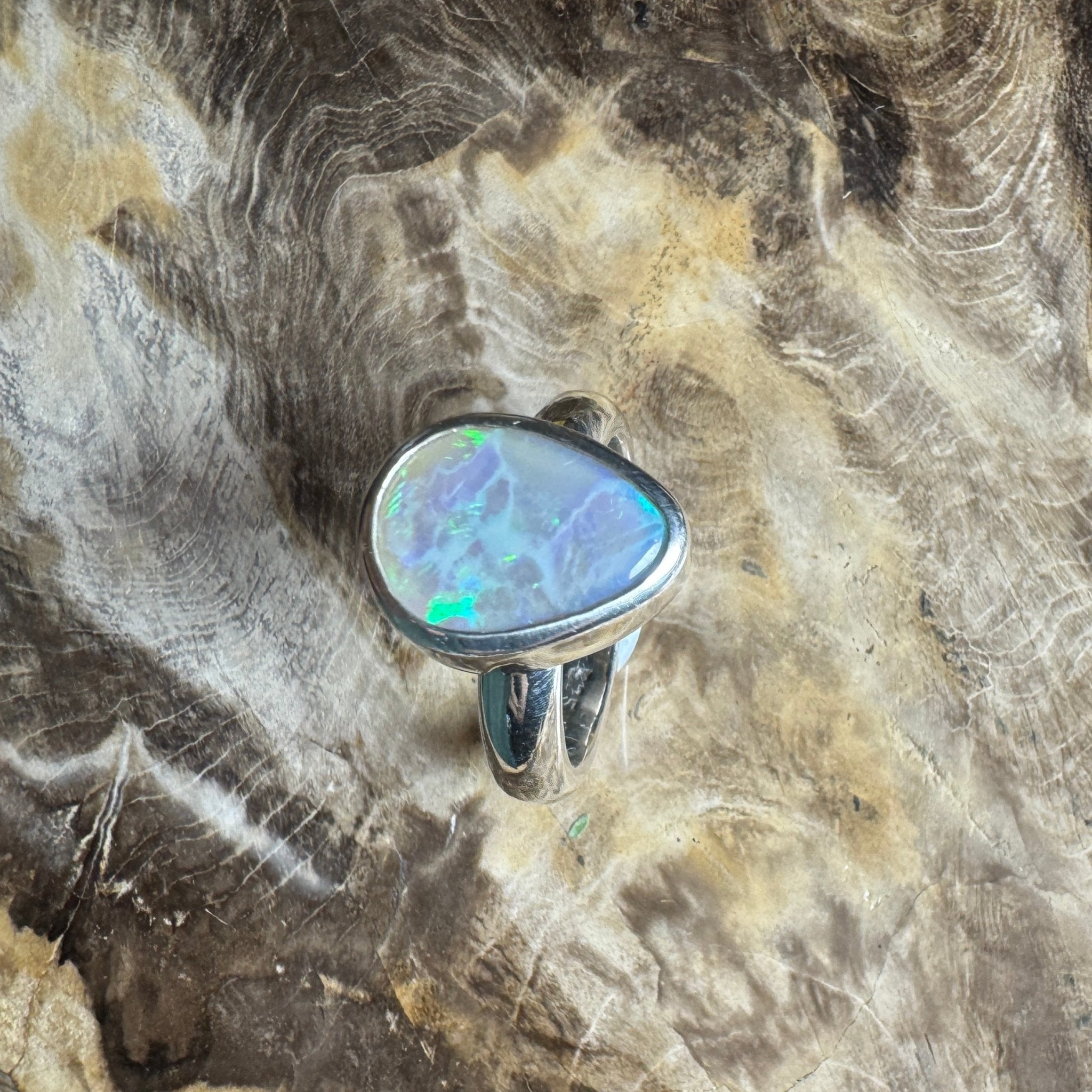 Culgoa Moonlight – 3.8ct Solid Lightning Ridge Opal 925 Sterling Silver Ring