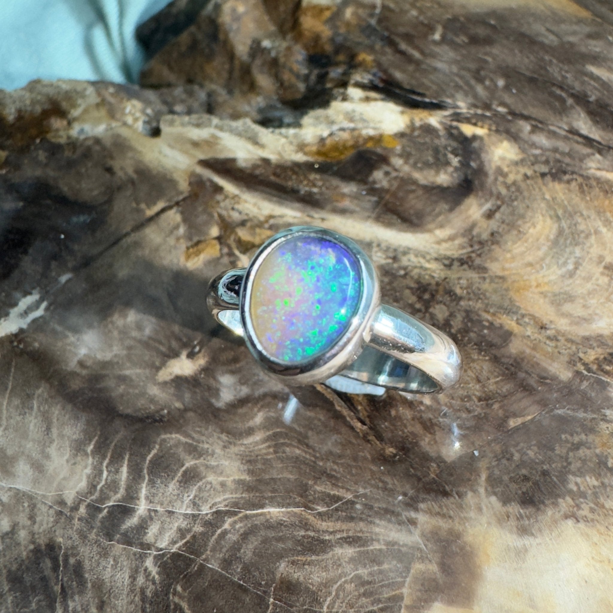 Daintree Canopy – 1.25ct Solid Lightning Ridge Crystal Opal 925 Sterling Silver Ring