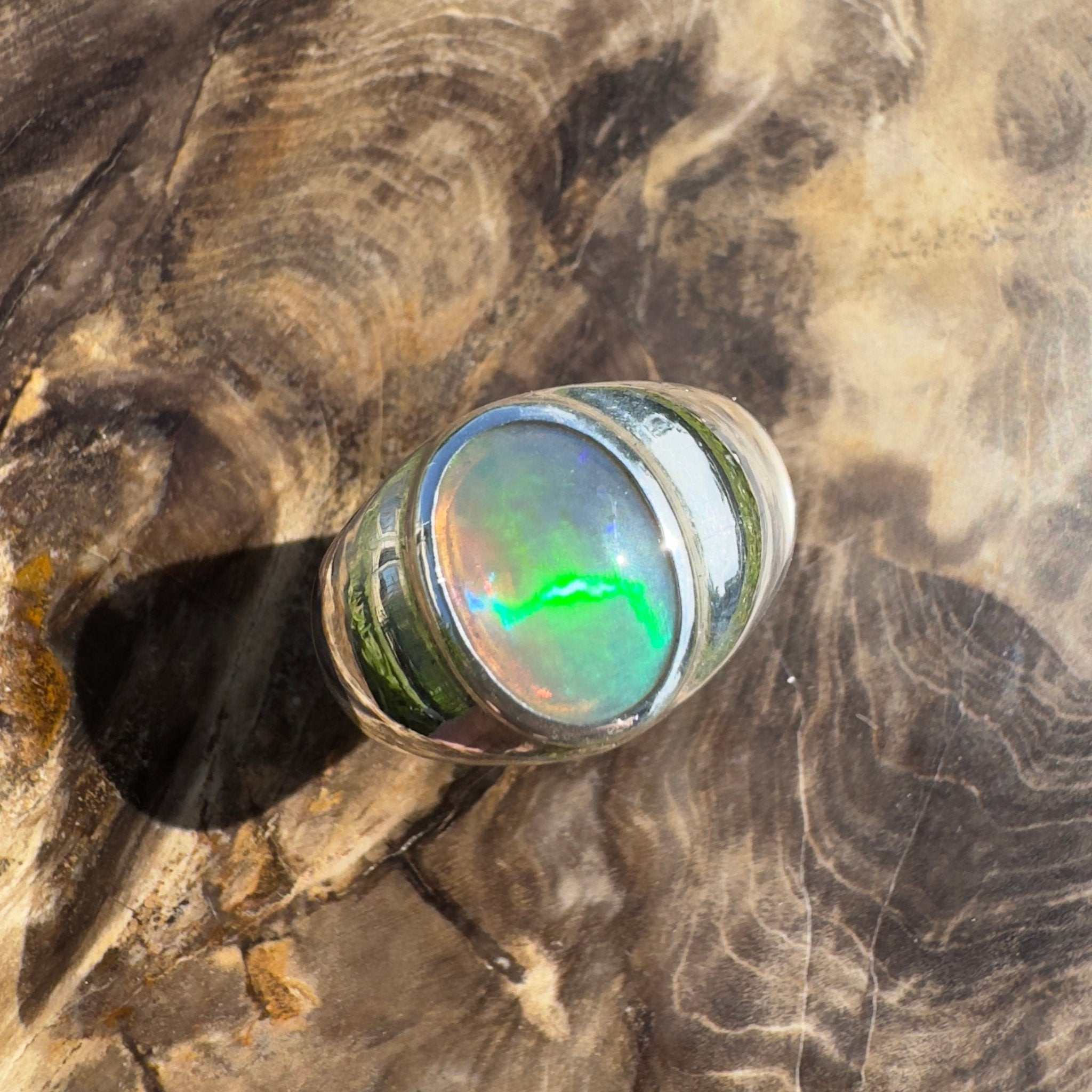 Daintree Current ~ 1ct Solid Lightning Ridge Dark Crystal Opal 925 Silver Ring