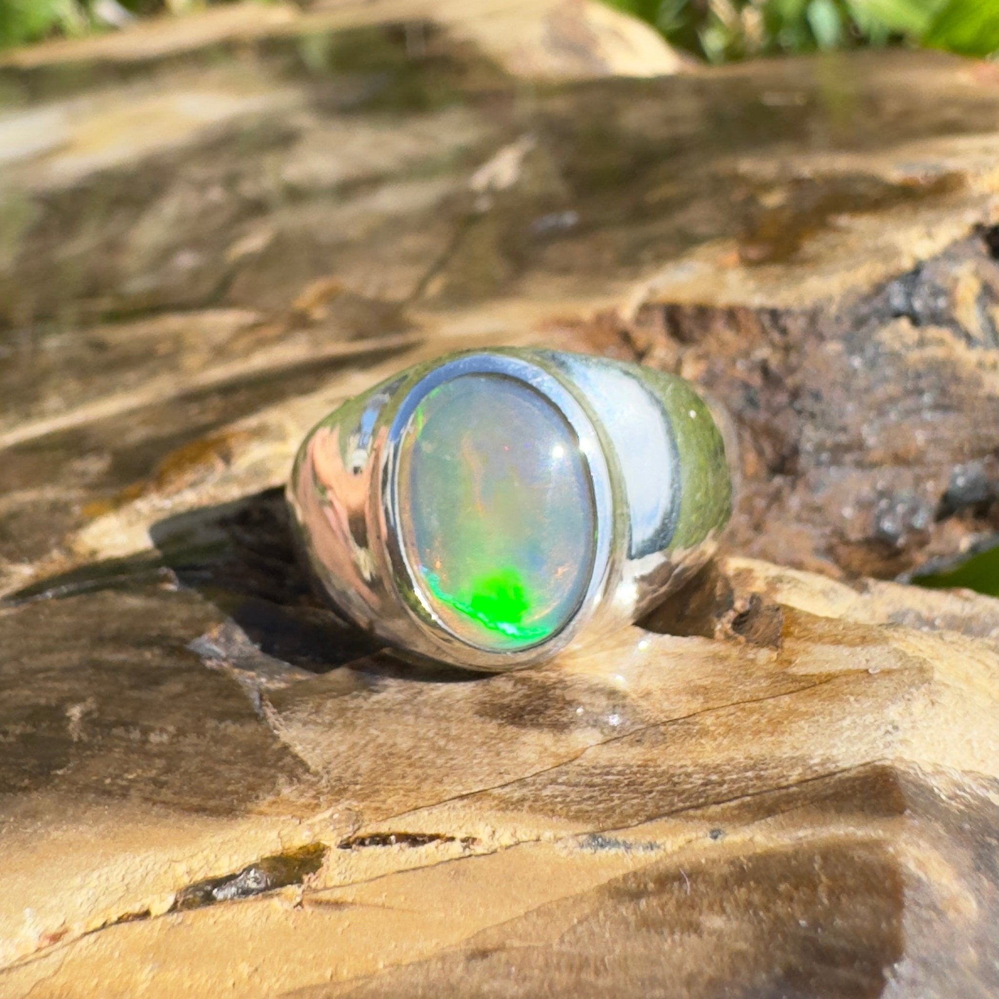 Daintree Current ~ 1ct Solid Lightning Ridge Dark Crystal Opal 925 Silver Ring