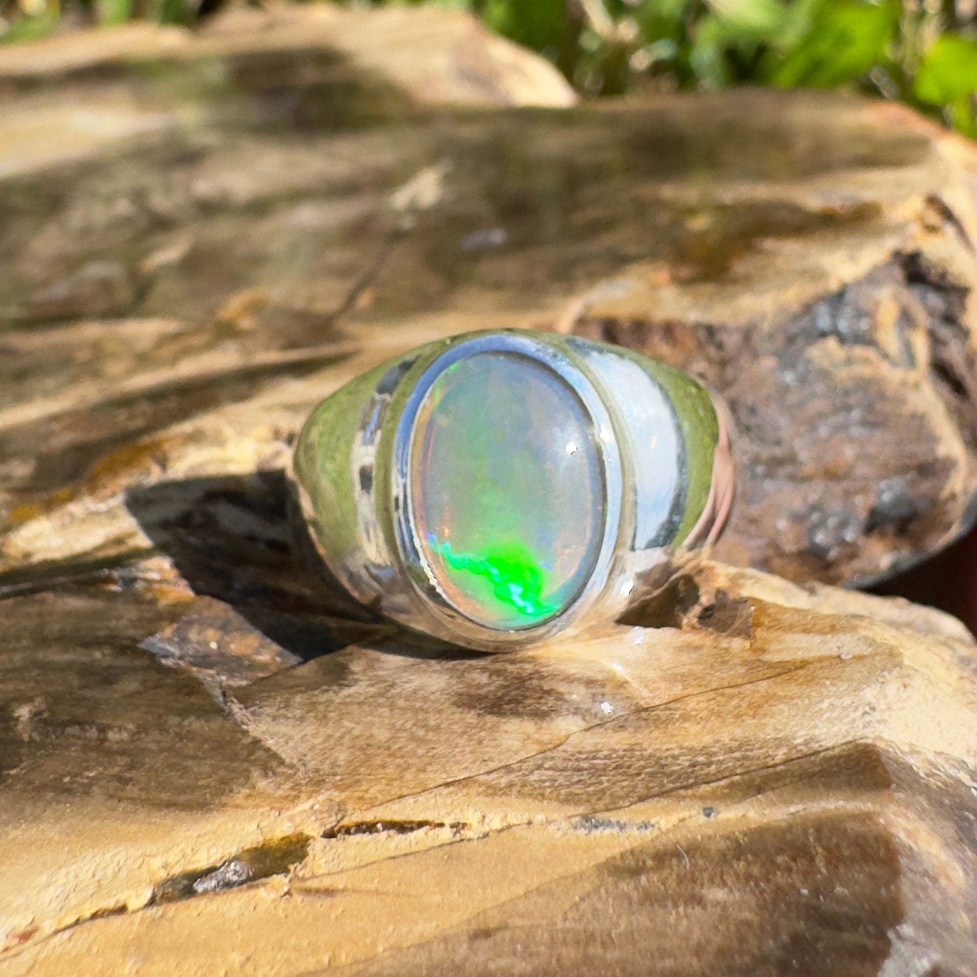 Daintree Current ~ 1ct Solid Lightning Ridge Dark Crystal Opal 925 Silver Ring