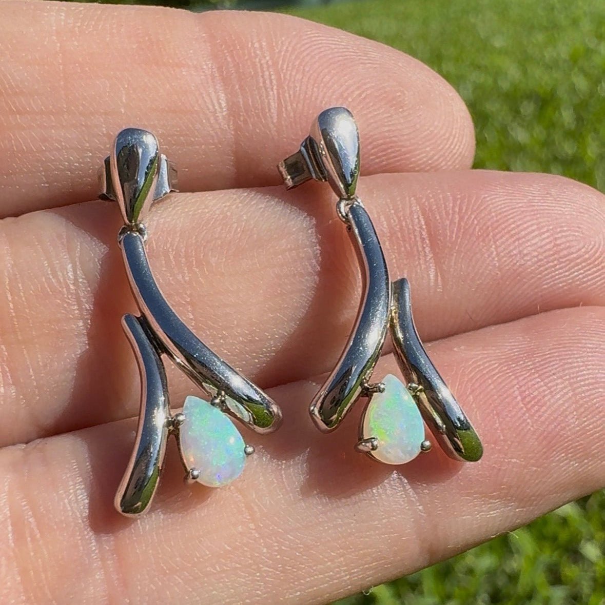 Daintree Rainfire - 0.8ct Lightning Ridge Opal 925 Silver Earrings